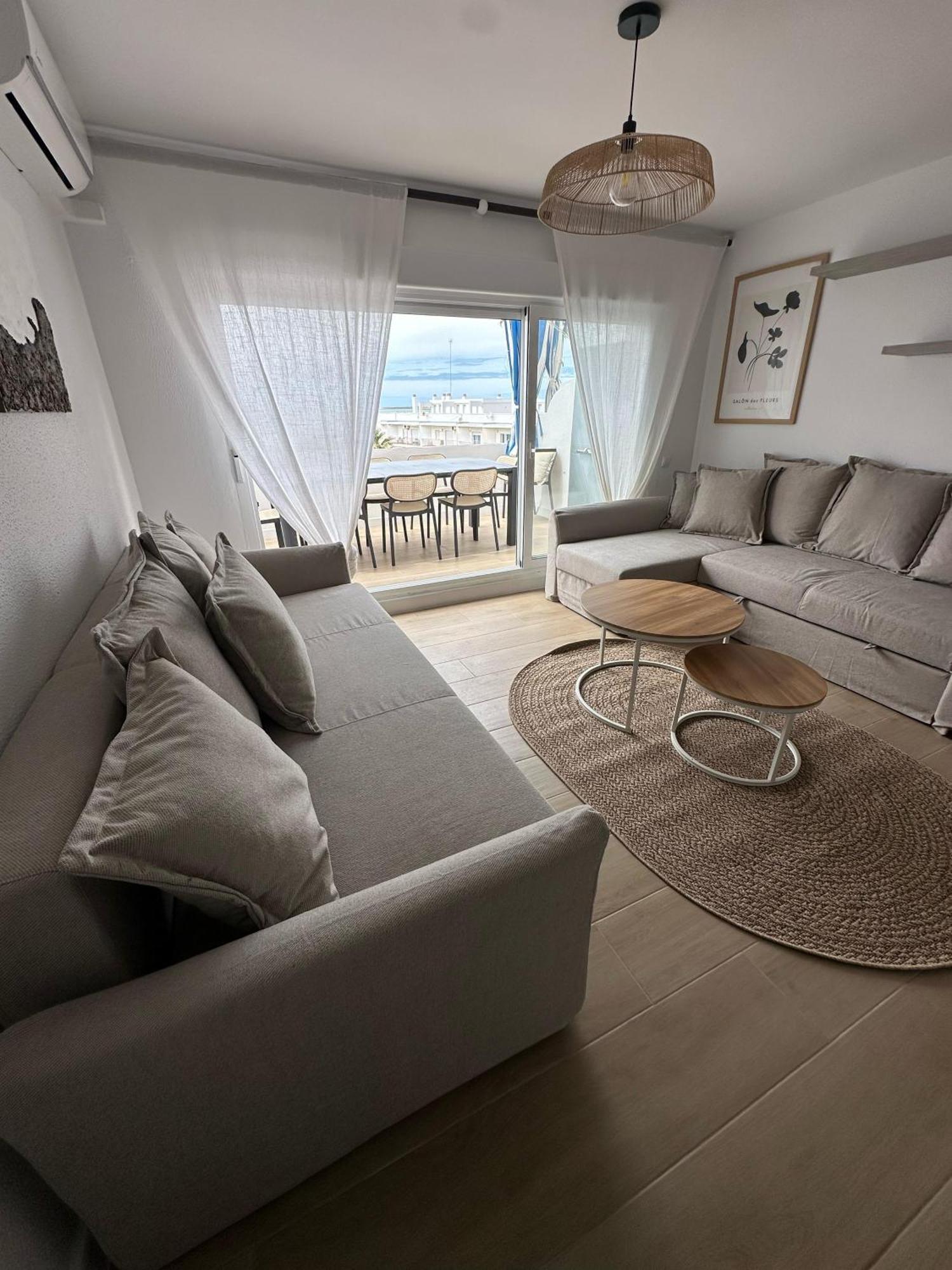 Gatu Villa Mar "Preferente Para Mayores De 25 Anos Y Familias " El Puerto de Santa Maria Exterior photo